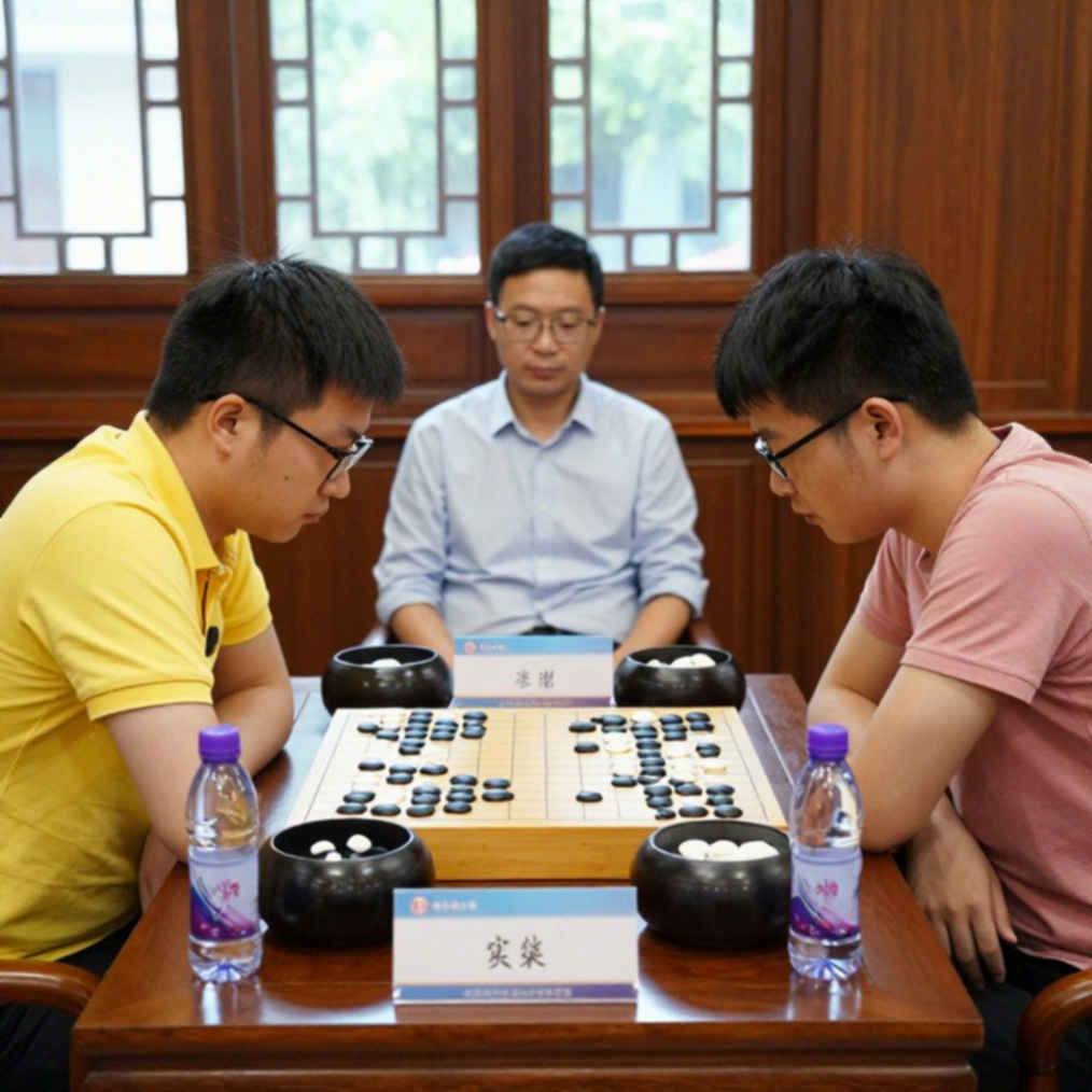Hồ sơ trống ở đường đua: Nghề đọc khoảng lặng trong dữ liệu F1