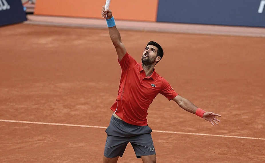 Davis Cup cuối tuần: Khi băng ghế Mỹ trống trơn và một người lính trở về