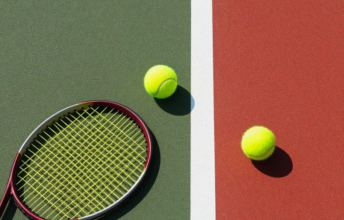 Federer thắng 218 điểm, Djokovic nâng cúp: bài học từ một bảng dữ liệu trống Federer thắng 218 điểm, Djokovic nâng cúp: bài học từ một bảng dữ liệu trống