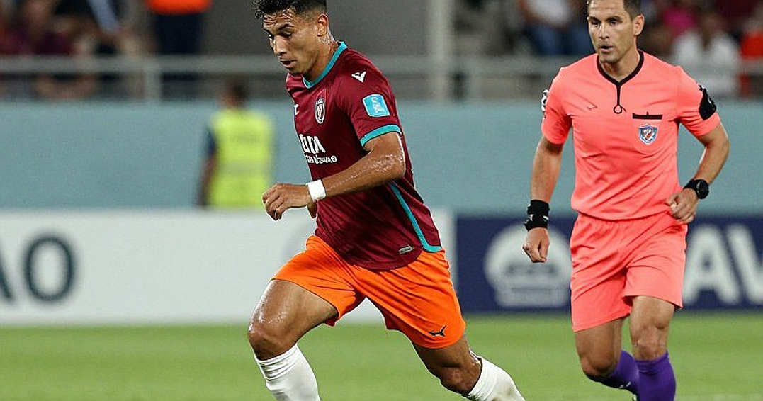 Galatasaray - Fenerbahçe Derby: The Opening-Minute Clash and the Lesson on Truth in Football