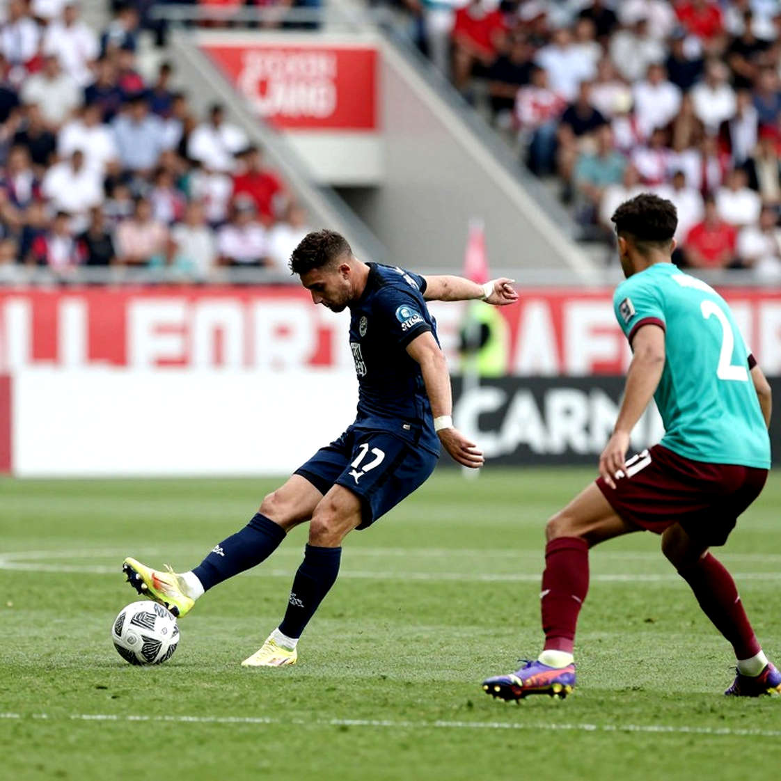 West Ham come from two down to draw 2-2 at Millwall: Long throws and Nuno's physical puzzle West Ham come from two down to draw 2-2 at Millwall: Long throws and Nuno's physical puzzle