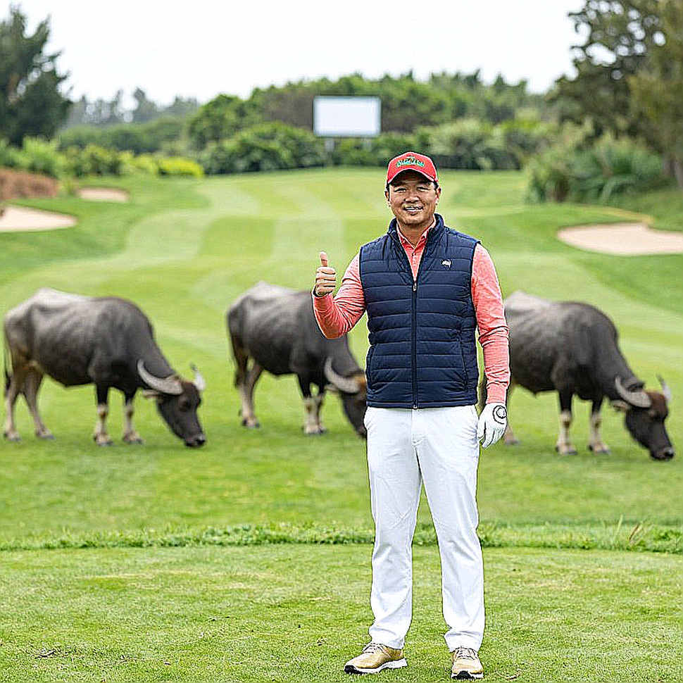 Cú gạt bốn feet ở hố 18: Khi Brendon de Jonge và Ernie Els khuất phục Tiger Woods tại Presidents Cup 2026