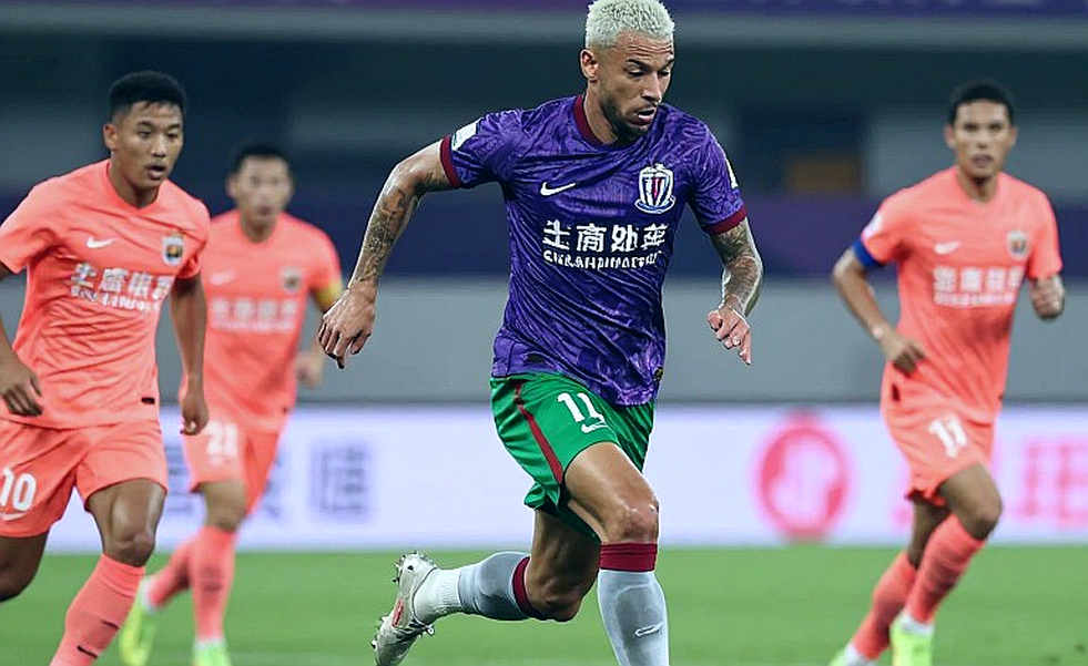 V.League có quá nhiều tin và quá ít dữ liệu — và các CLB Nhật, Hàn biết điều đó