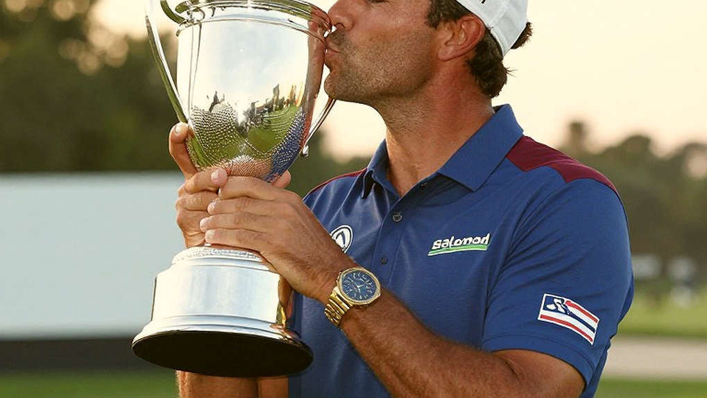 Michael Brennan, gậy 3-wood nguyên mẫu Titleist và bài toán quy kết sai lệch